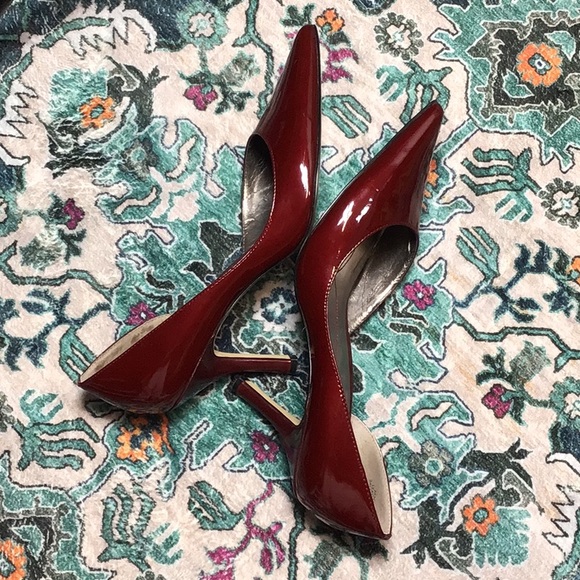 Anne Klein ‘Christa’ Burgundy Patent Leather Point Toe D’Orsay Heels Sz 10 - Picture 7 of 11